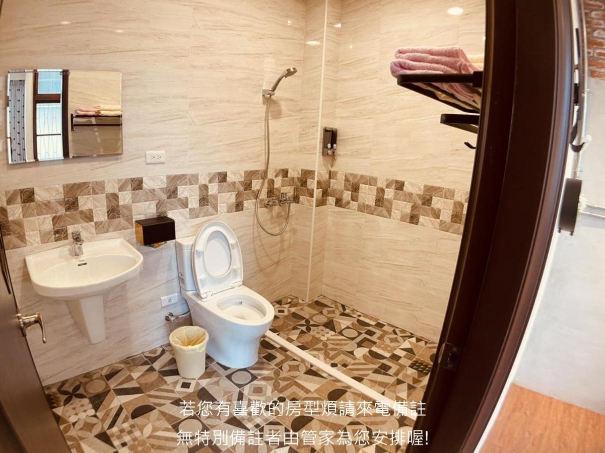 Green Only Homestay Tainan Exterior foto